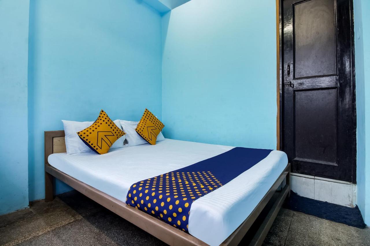 Spot On 40972 Hotel Gurubaksh Rampur  ภายนอก รูปภาพ